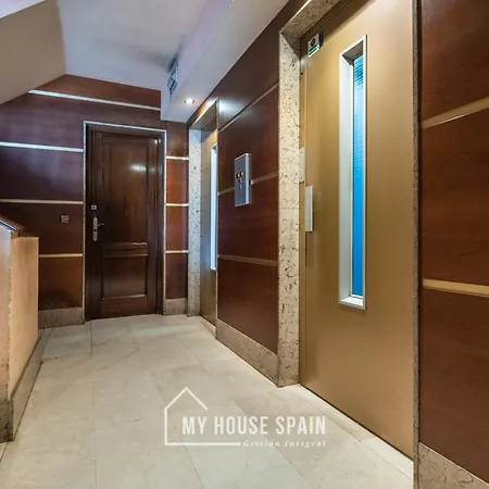 Myhousespain - Amplio Y Céntrico Piso En *